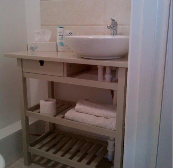 بنسيون Halpins Townhouse Bed & Breakfast
