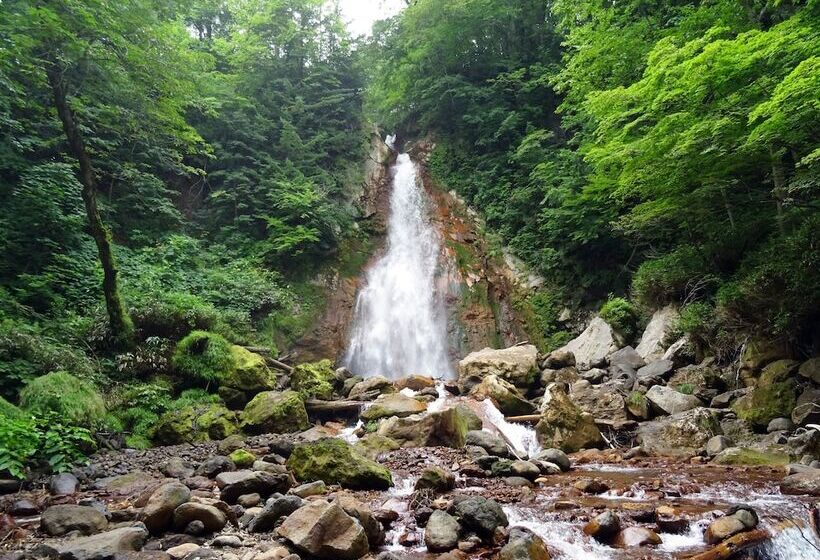 استراحتگاه Hachimantai Mountain Hotel & Spa