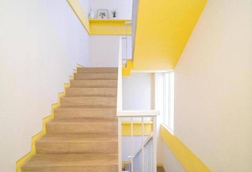 בית מלון כפרי Behomy 3c Residence Near Ice Bsd