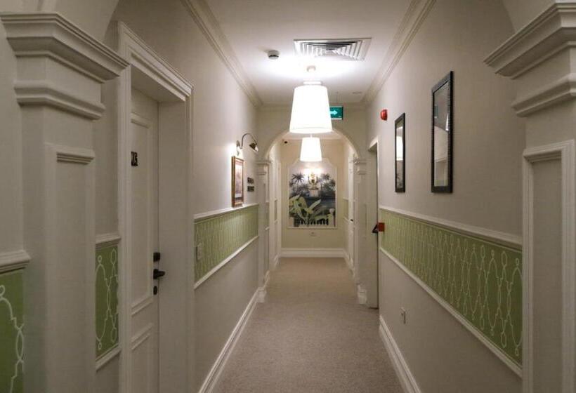 Dbd Hotel Bayraklı