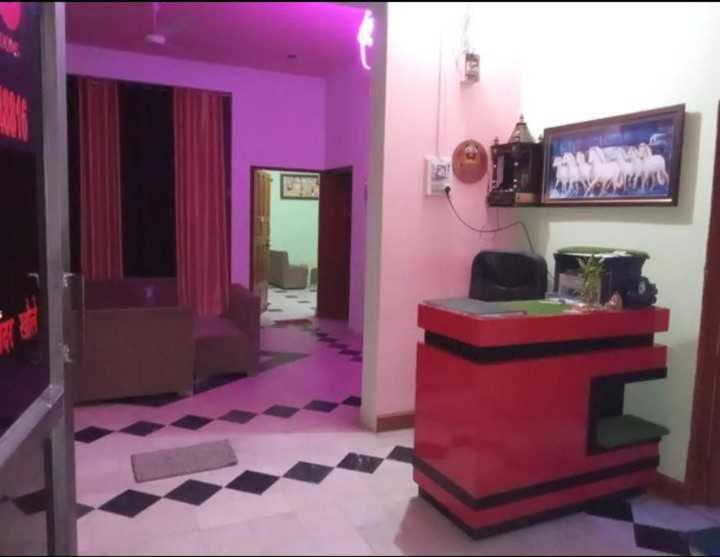 فندق Oyo Suraj Palza