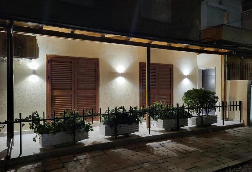 پانسیون Pietro Guesthouse 2