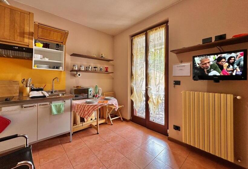 بنسيون Viasanmarco12.apt
