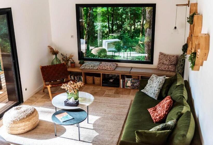 Bed and Breakfast Dans Les Arbres