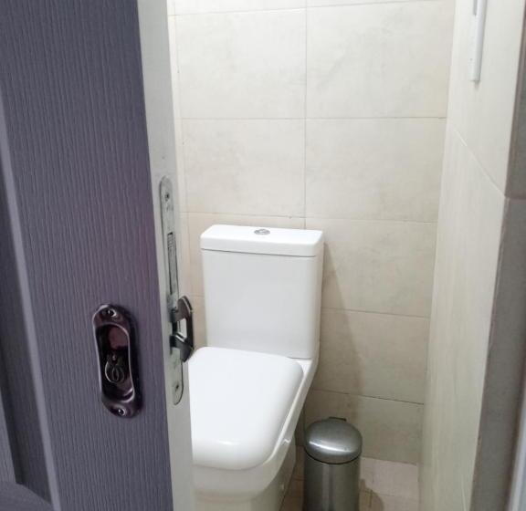 تختخواب و صبحانه El Templo