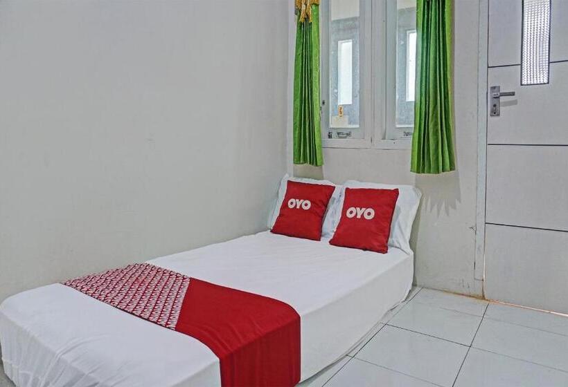 هتل Oyo Life 92684 Kost Mutiara Nirwana
