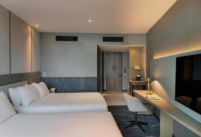 هتل Pullman Auckland Airport