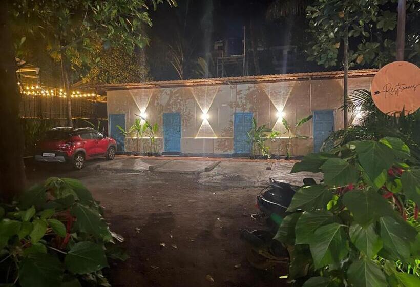 فندق South Delhi Restaurant And Resort