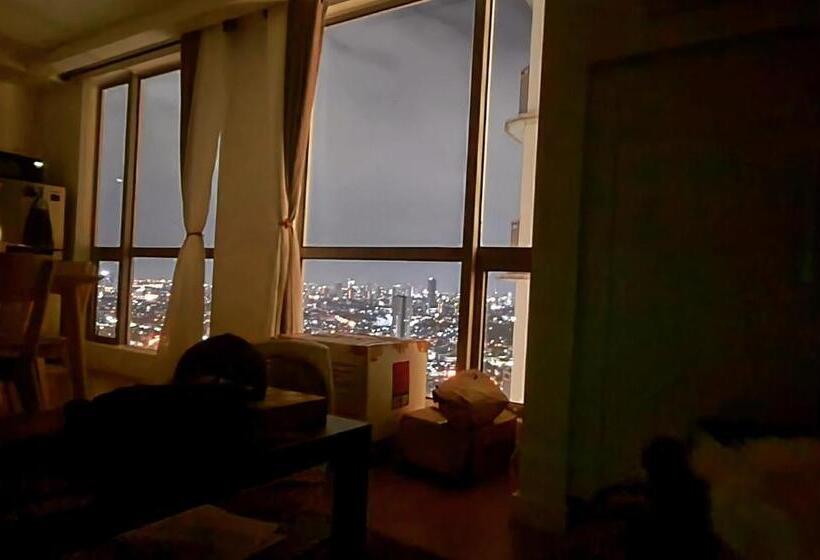 Modern And Comfortable Staycation   Unit 3718 Novotel Tower