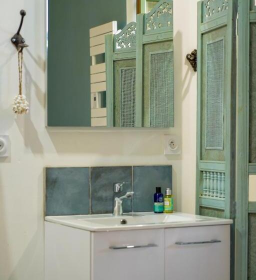 بنسيون 1 Rue Pasquet Pool Suite With Kitchen