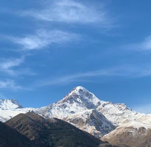 پانسیون Mate S Home Kazbegi
