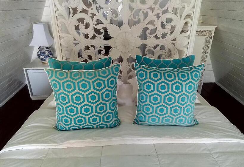 Пансион Piramida S White Villa S Bali