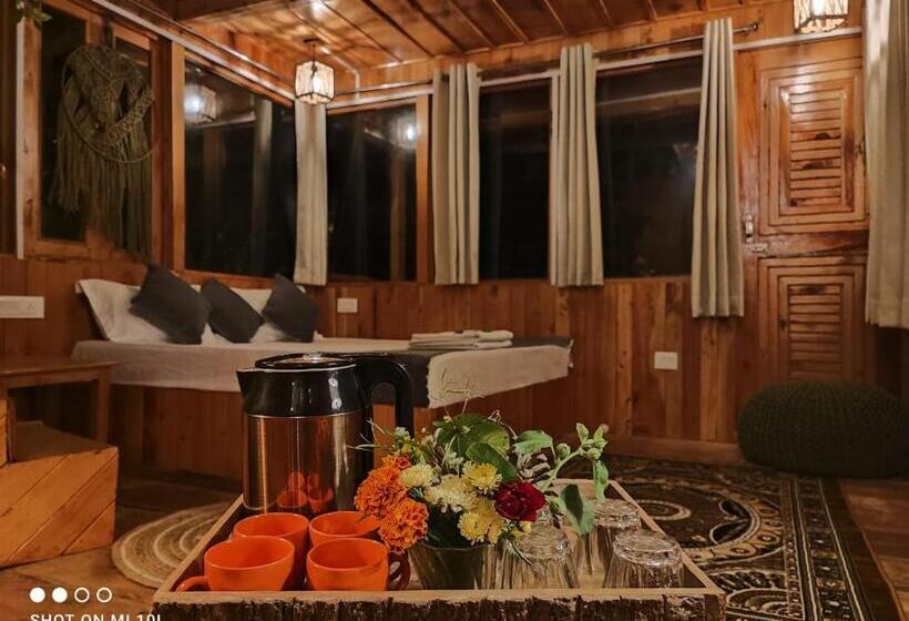 بنسيون The Tree Top Treehouse Jibhi