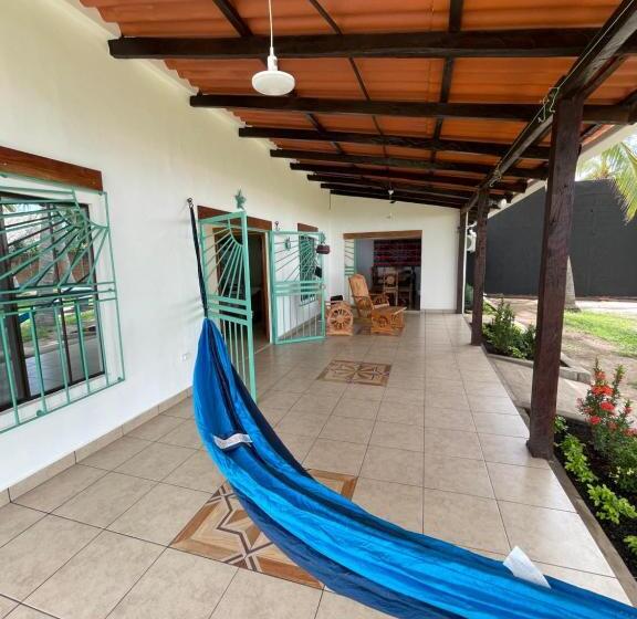 هاستل Oasis Natural En Un Paraiso Tropical