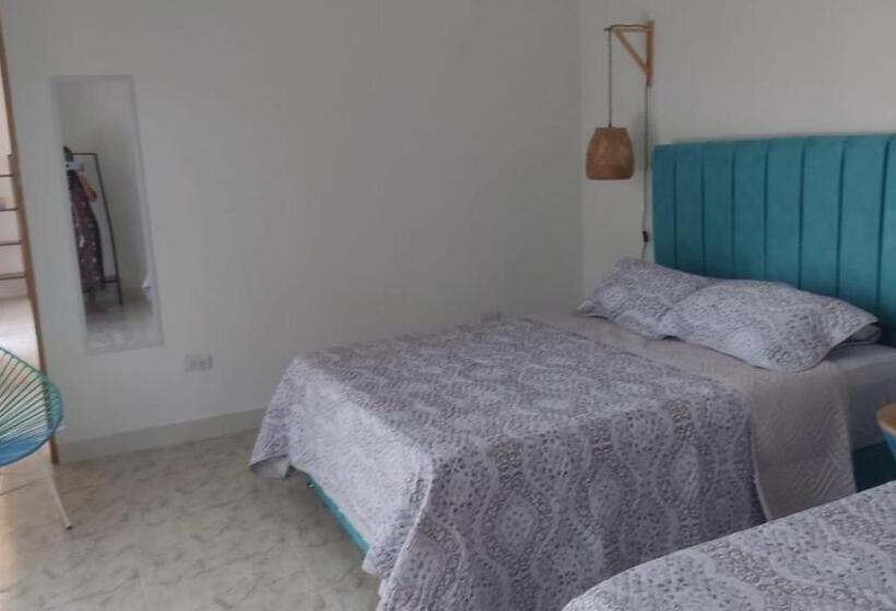 تختخواب و صبحانه Casa Hotel El Encanto De Carmen