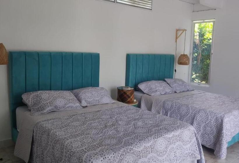 تختخواب و صبحانه Casa Hotel El Encanto De Carmen