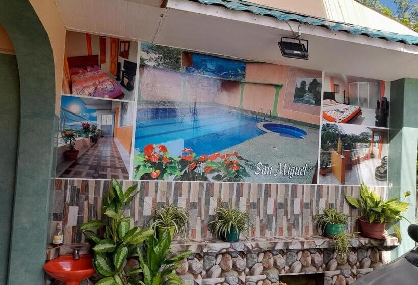 هتل Alojamiento Panamericano San Miguel