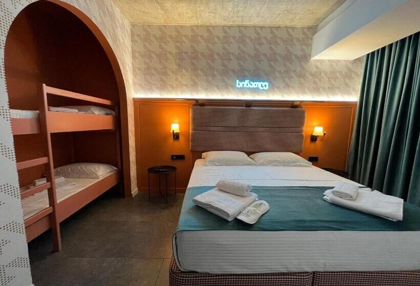 هتل Bamboo Garden