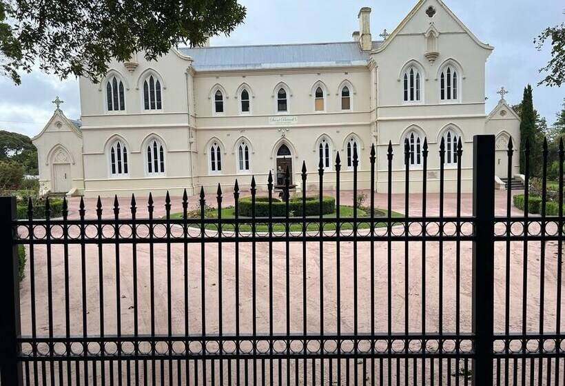 فندق Convent At Koroit