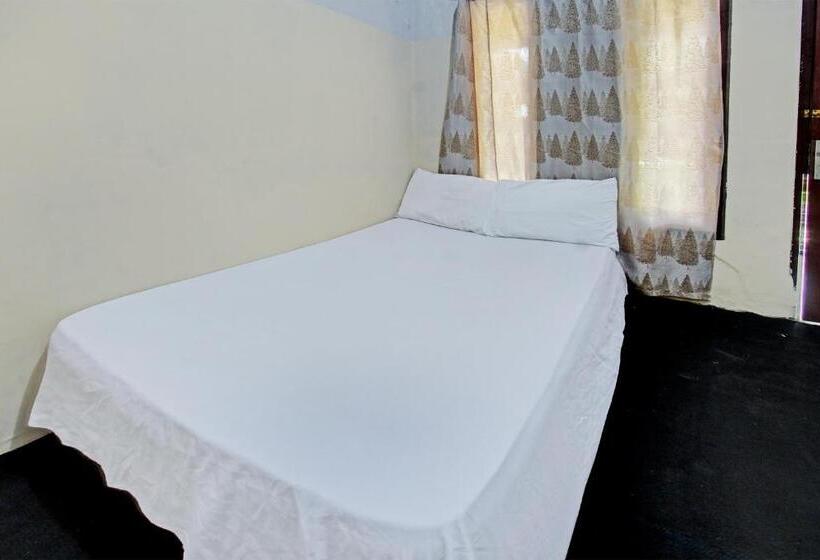 호텔 Oyo Life 92853 Kost 999