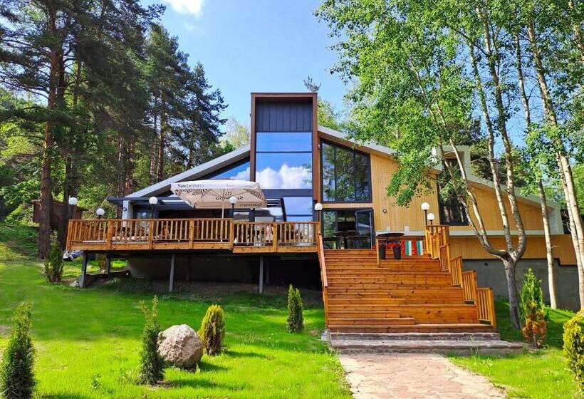 فندق Saint Constantine Mountain Retreat