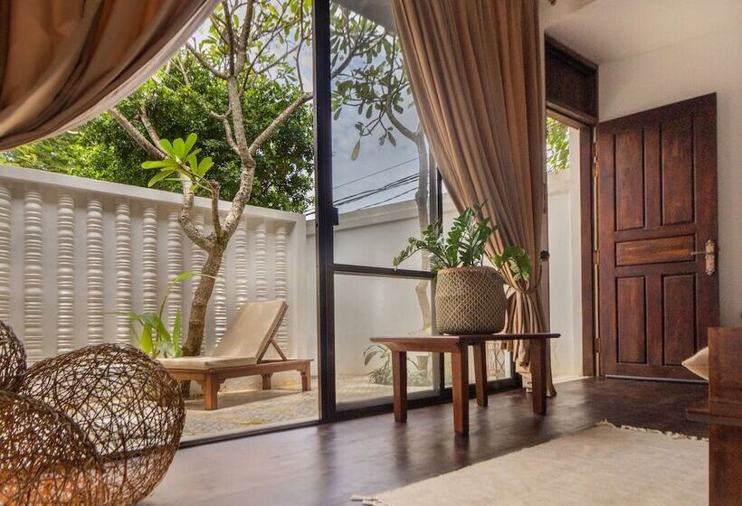 酒店 Through The Looking Glass Wellness Retreat Resort