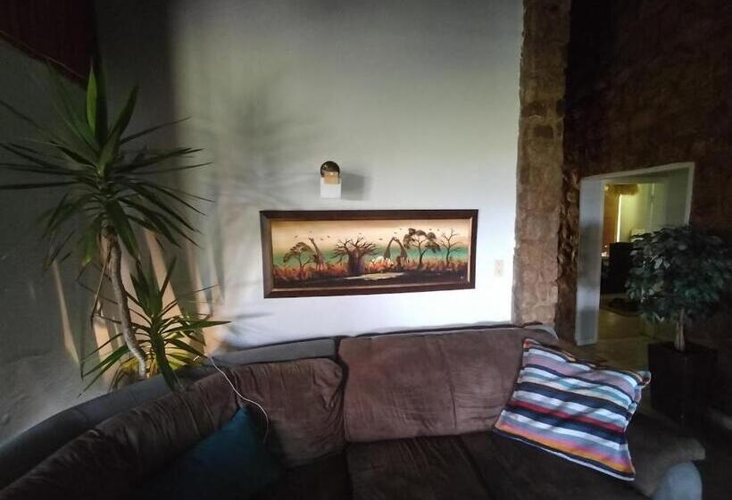 Пансион Casa Ariel   River Lodge