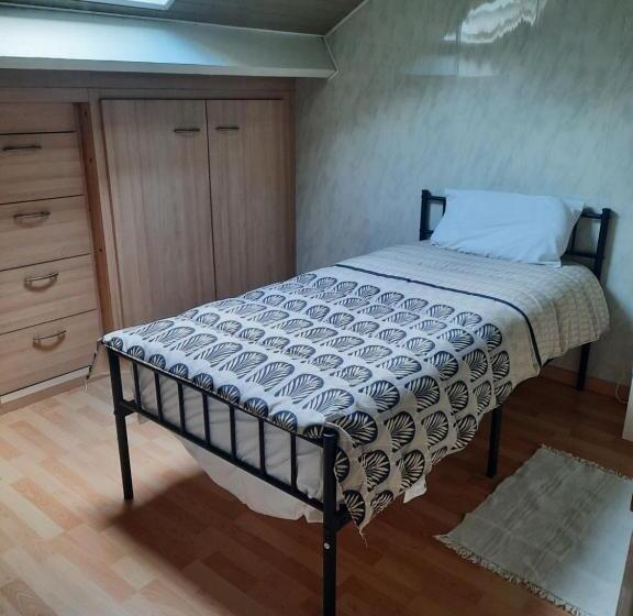 بنسيون Chambre Spacieuse Rer A