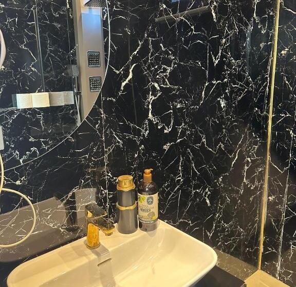 Vip Otel