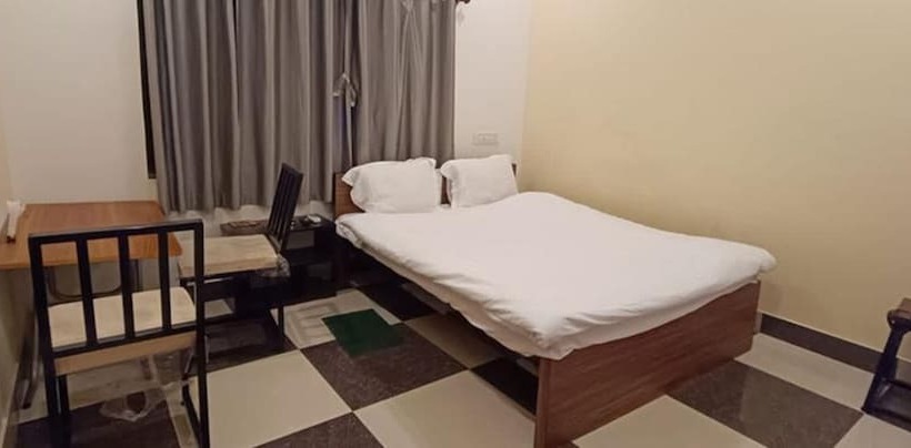 Fabhotel Ocean Bird