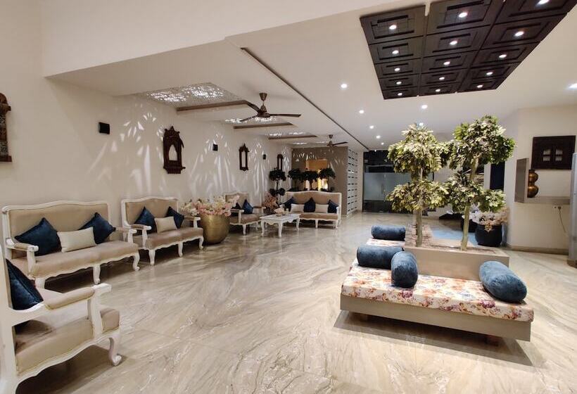 فندق Chokar Dhani Raipur