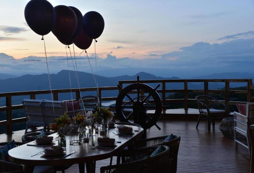 هتل La Perla Finca