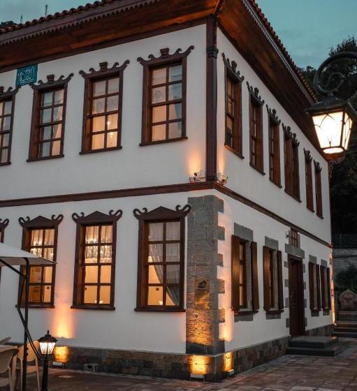 בית מלון כפרי ömer çakiroğlu Konağı