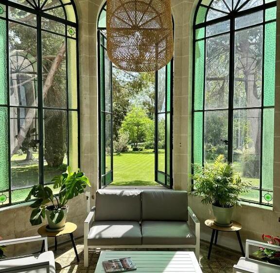 پانسیون Château De Bayssan