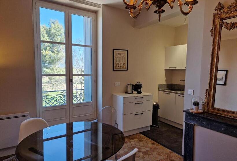 پانسیون Château De Bayssan