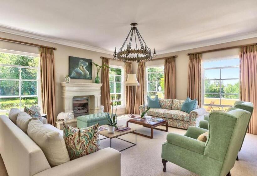 פנסיון Devonport House   Constantia