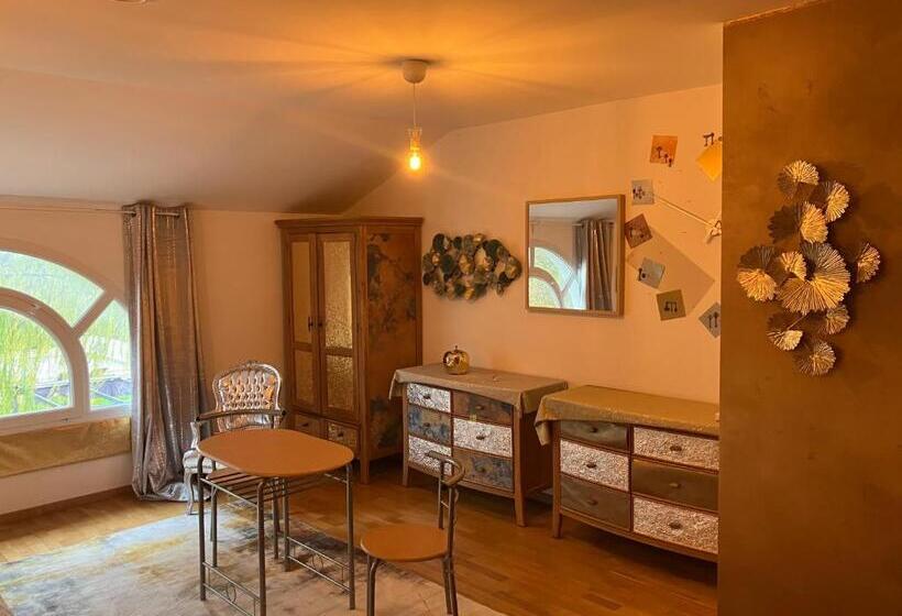 ベッドアンドブレックファースト Chez Phil