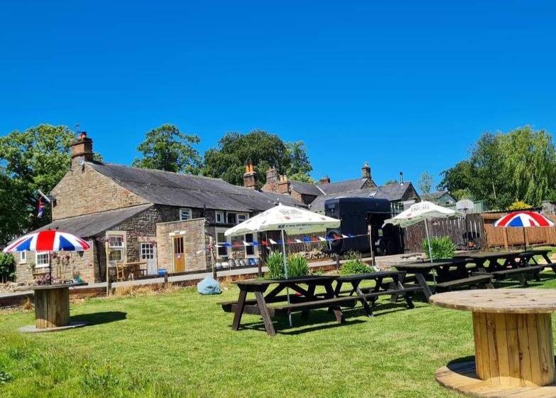 مبيت وإفطار The Plough Inn