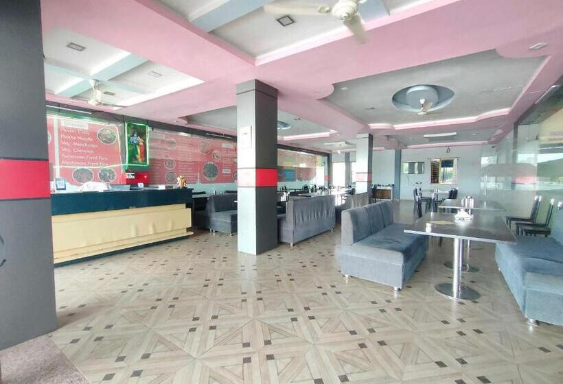 酒店 Oyo 81016 Honey Palace Restaurant Guest House