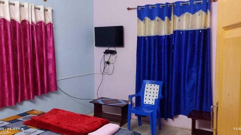 Oyo Aaradhya Hotel &restaurant