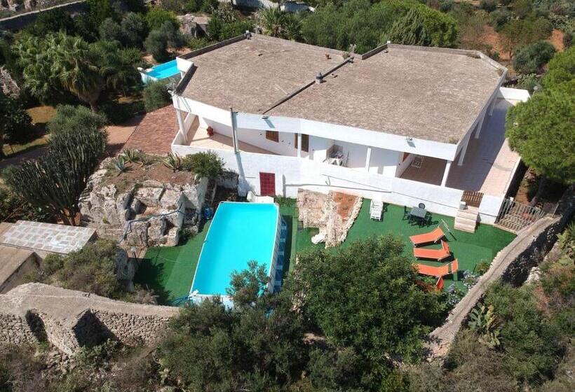 تختخواب و صبحانه Residence Il Carrubo