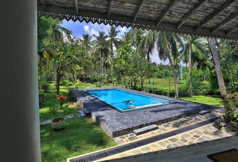 ホテル Amara Villa