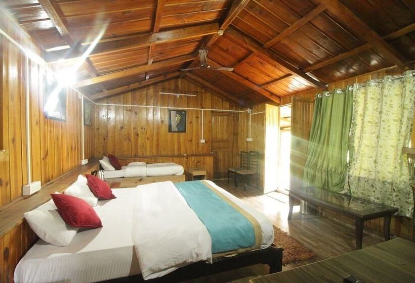 فندق Birders Den Eco Resort