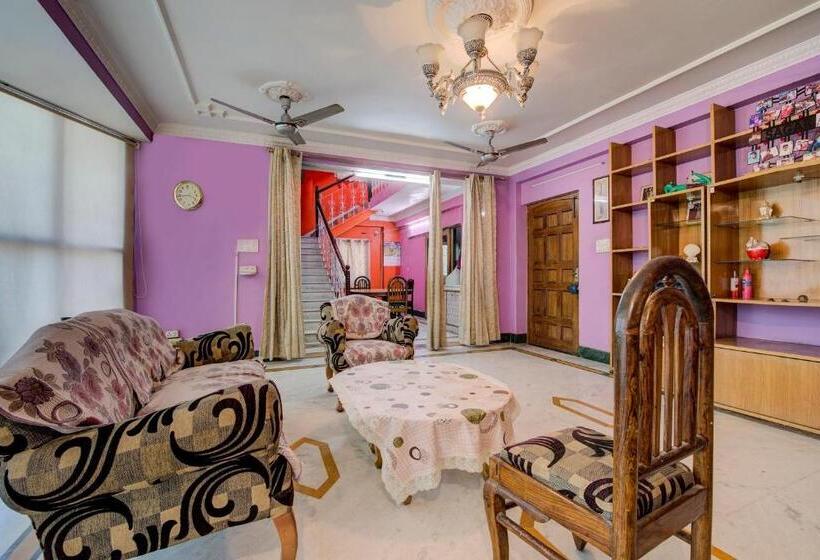 호텔 Oyo 18345 A S Palace
