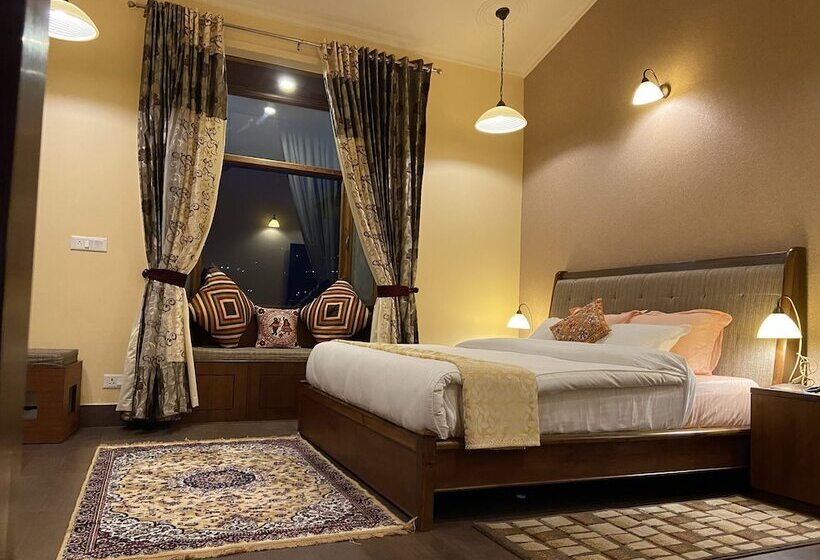 فندق Sangita Resorts Naukuchiatal