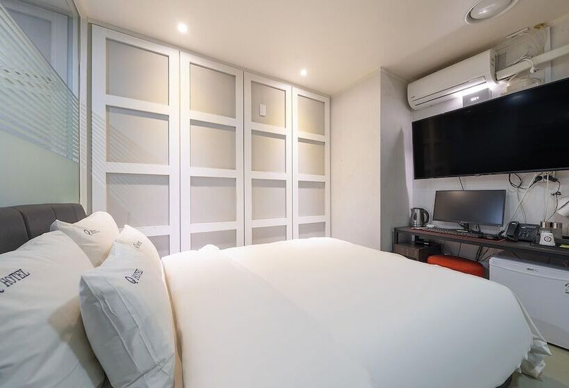 Motel Dongtan Q