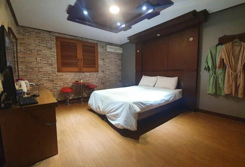 汽车旅馆  Namwon Hyatt