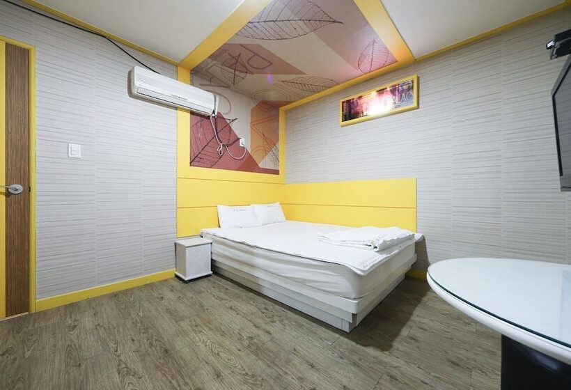 فندق على الطريق Pohang Songla Palace