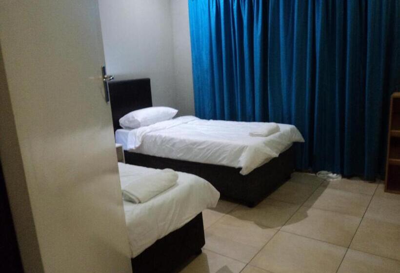 פנסיון Casa On The Bluff