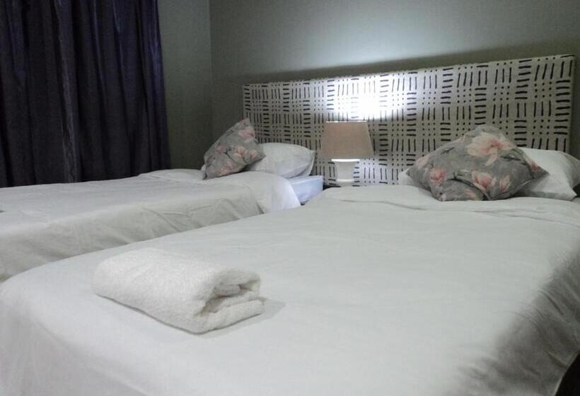 פנסיון Casa On The Bluff